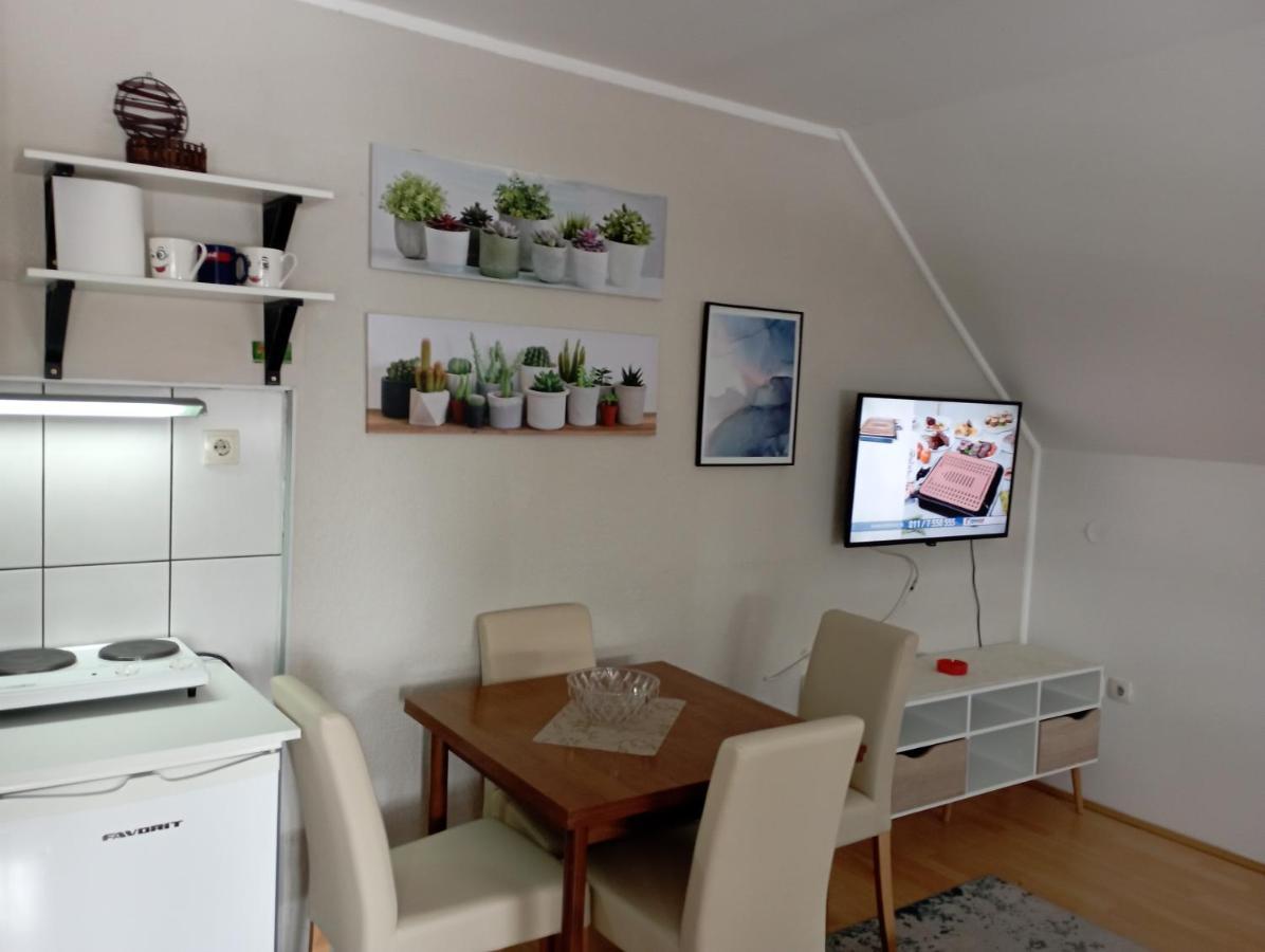 Privatni Smestaj Tesevic Zlatibor